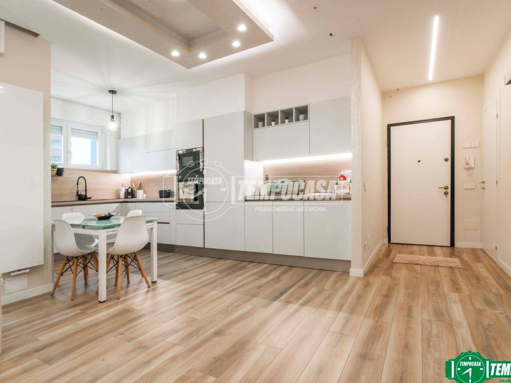 Appartamento a Garbagnate milanese in Via MILANO 125 - Foto 2