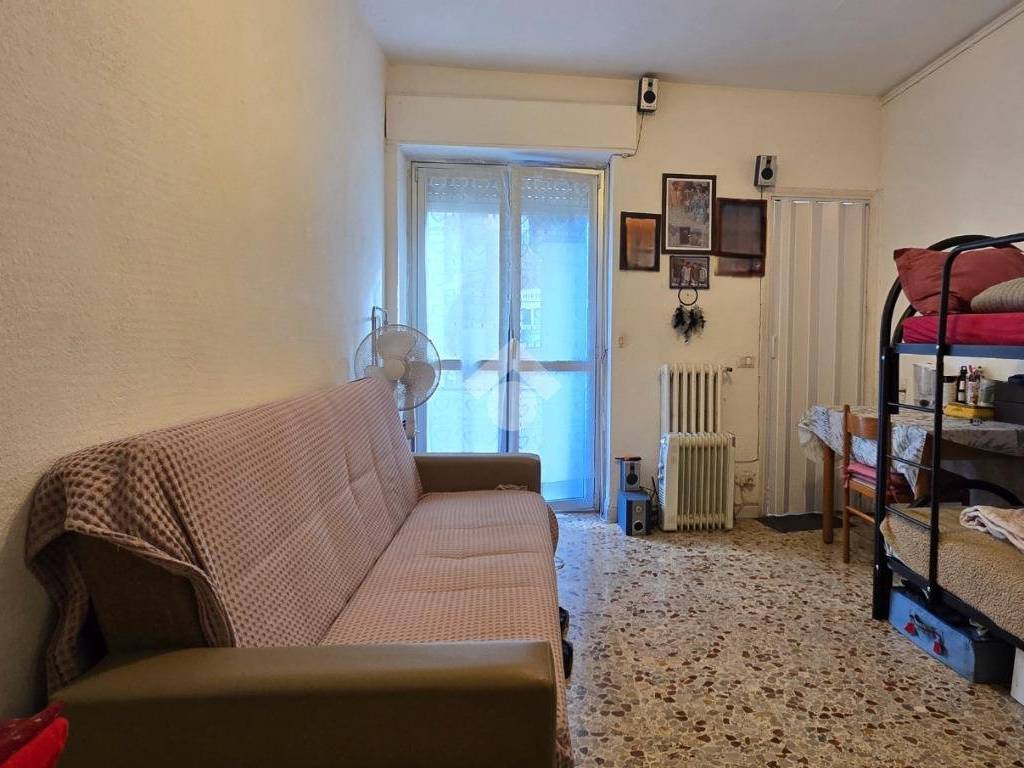 Appartamento a Cinisello balsamo in Viale Romagna, 31 - Foto 3