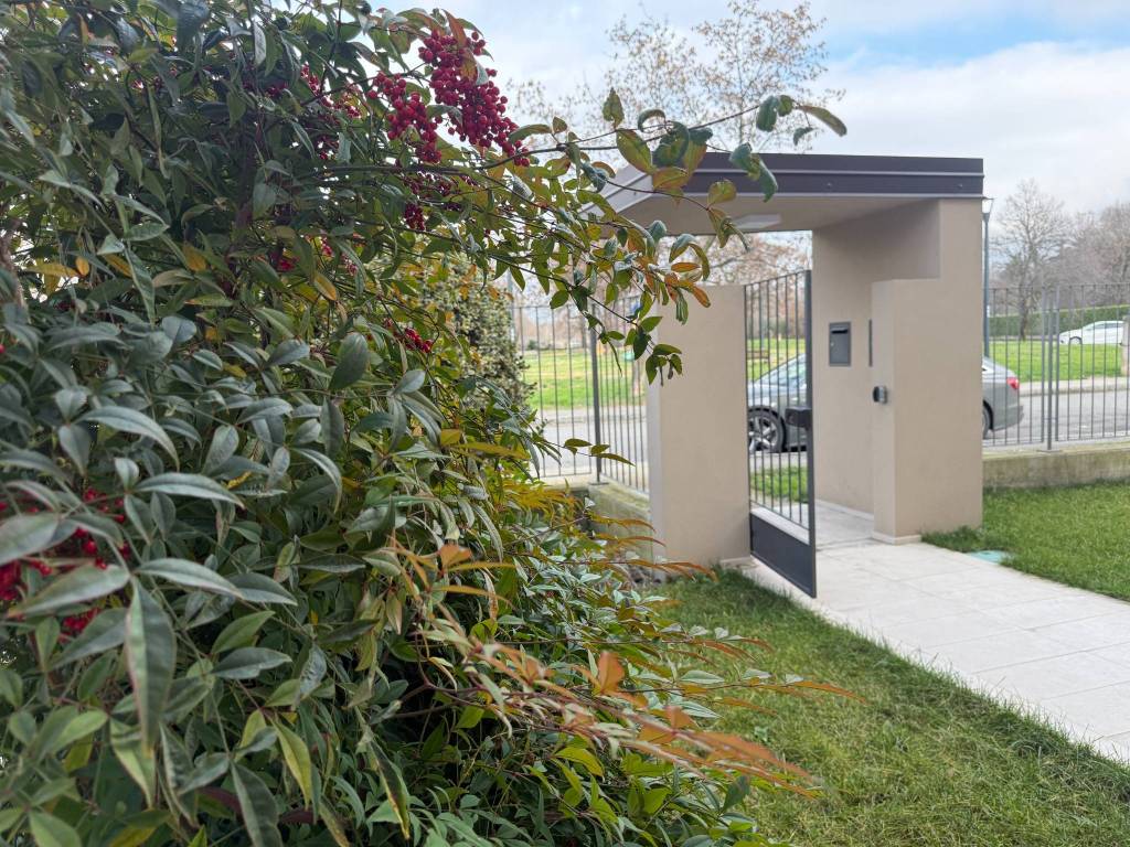 Villa a Brescia in Tangenziale Ovest Tronco 1 - Foto 2