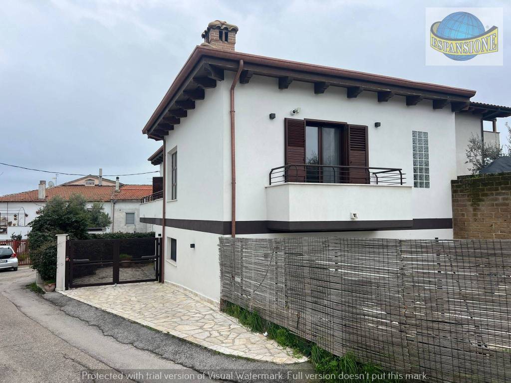 Villa a Pescara in Strada Vicinale Mittiguerra, 14 - Foto 2