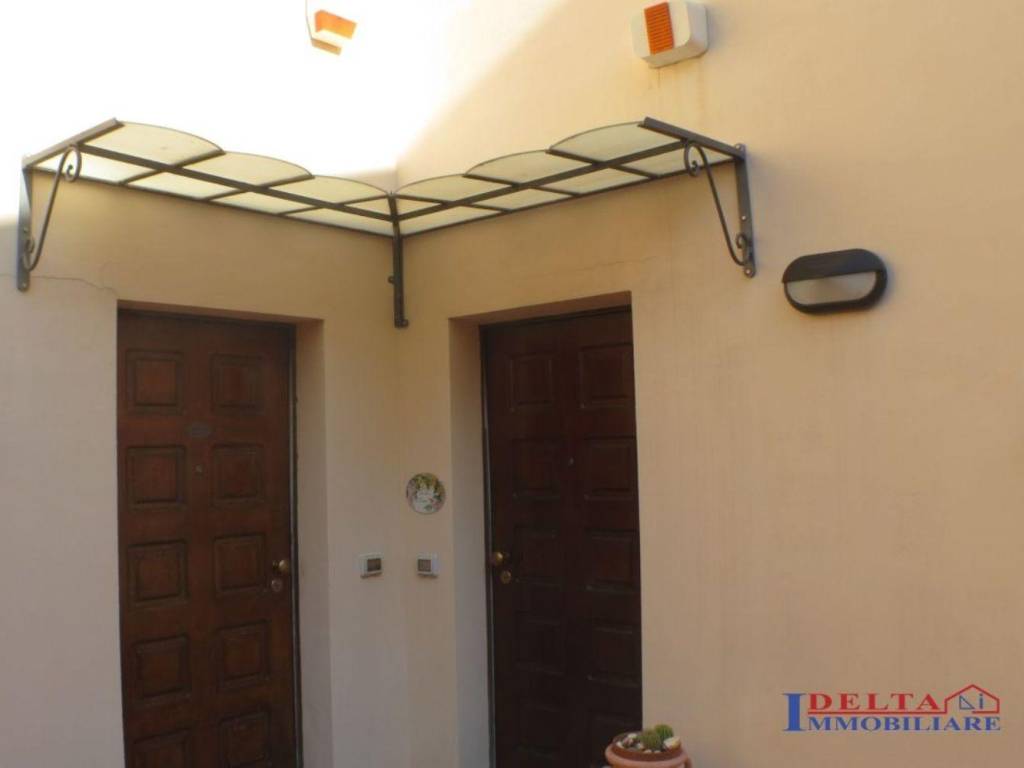 Villa a Rosignano marittimo in Area Residenziale Vada - Foto 4