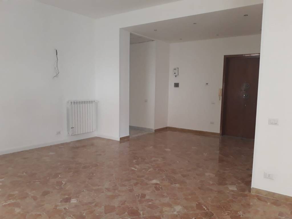 Appartamento a Taranto in Via Japigia, 10 - Foto 2