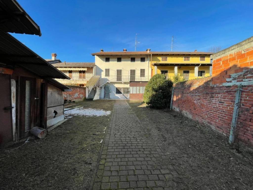 Villa a Landiona in Via Piave, 4 - Foto 2