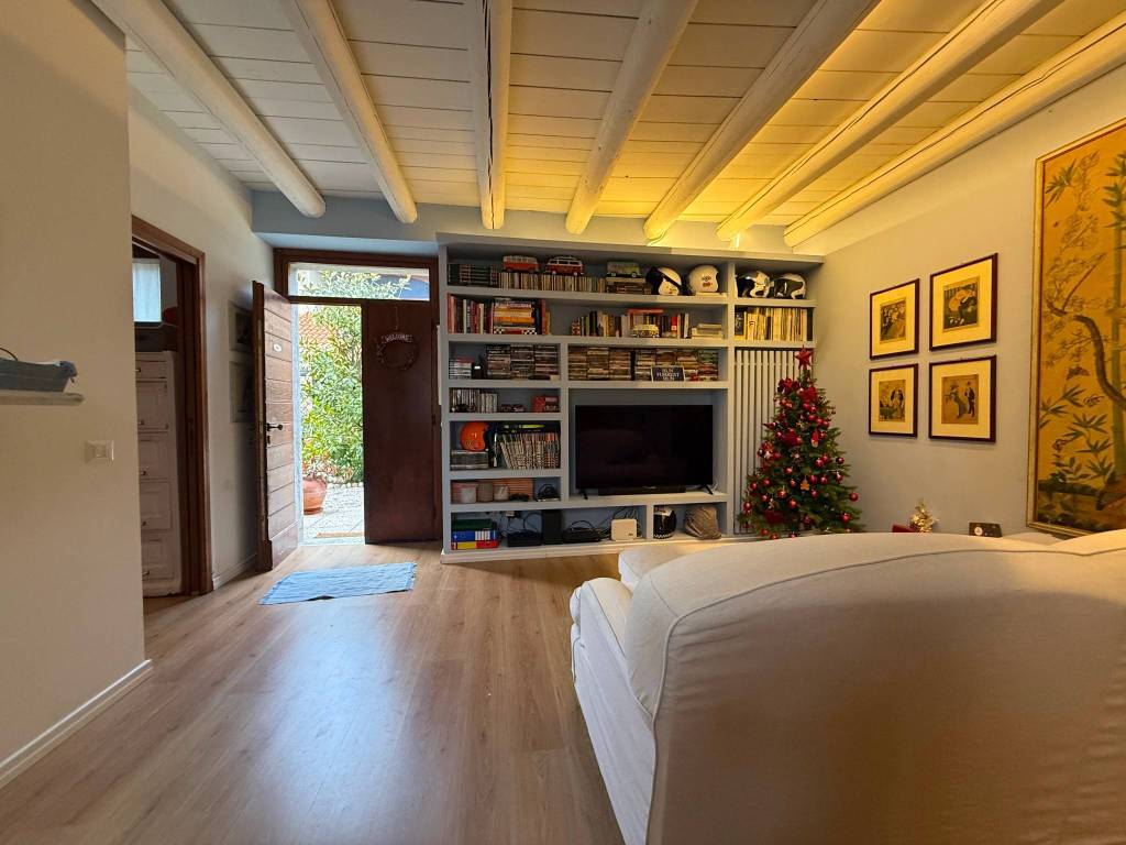 Casa indipendente a Como in Via Lazzago - Foto 4