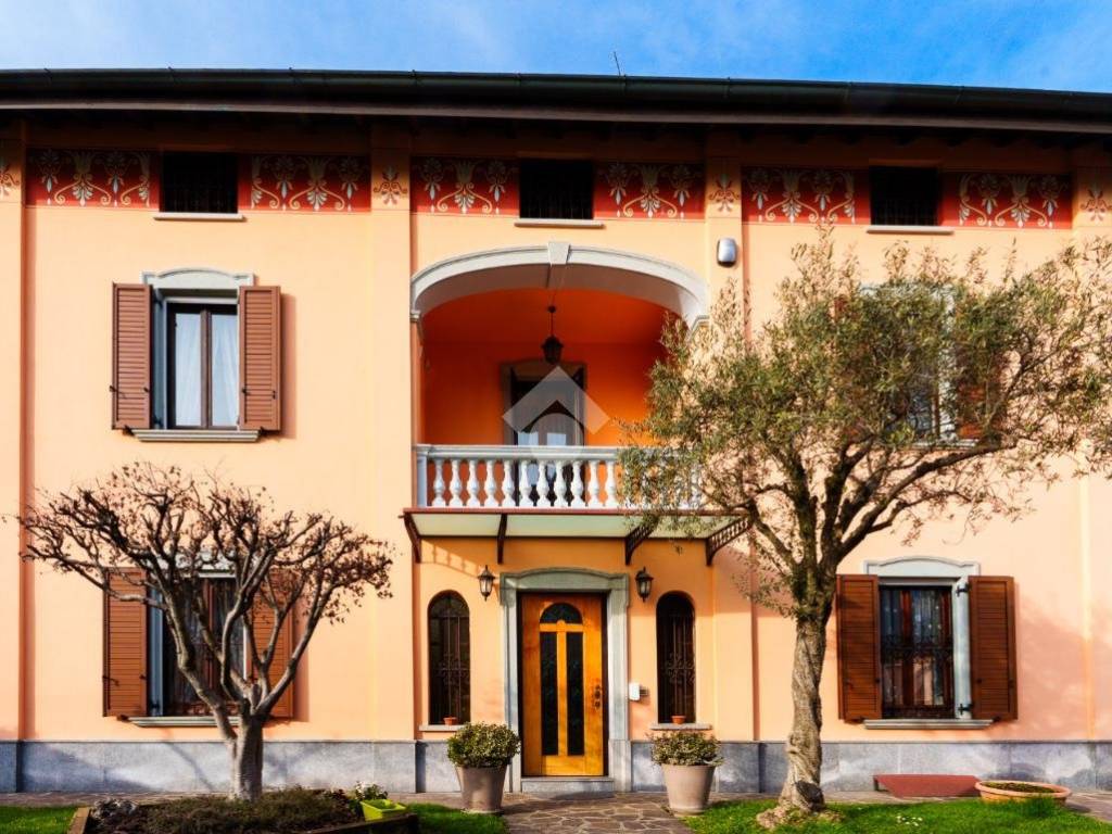 Villa a Treviglio in Via trieste, 10 - Foto 4