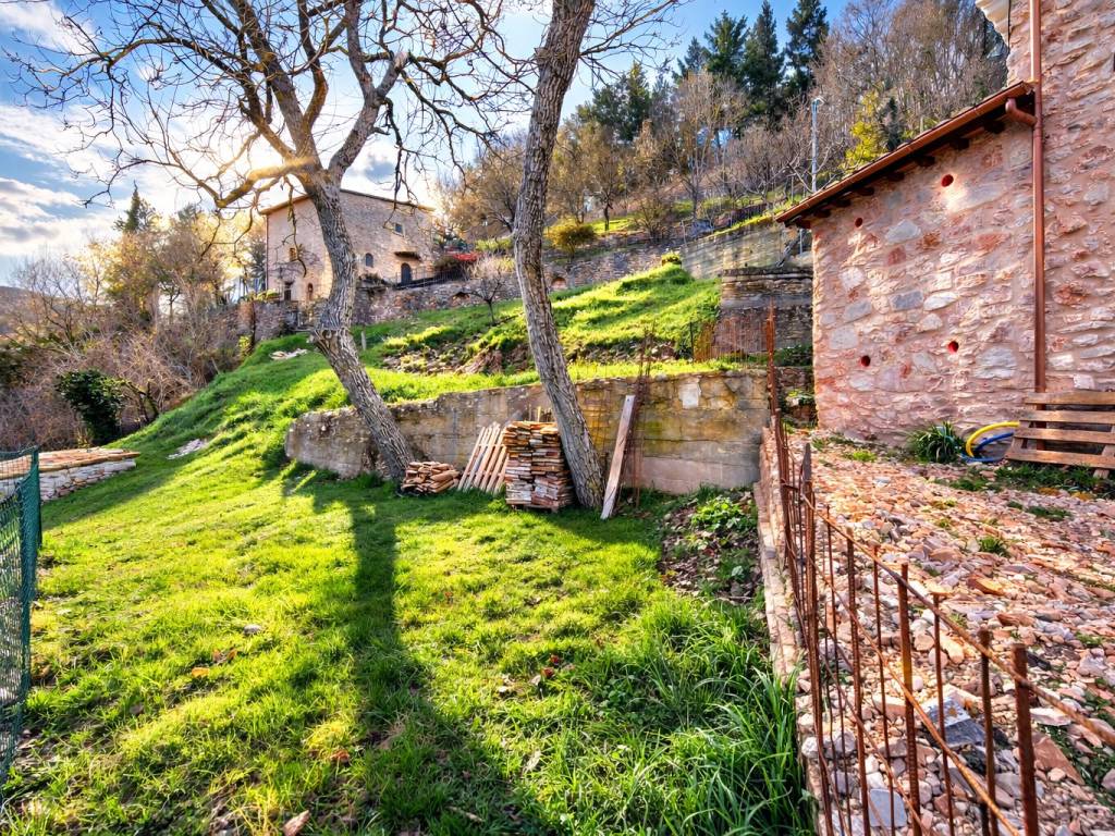 Casa indipendente a Foligno in Via del Castello - Foto 2