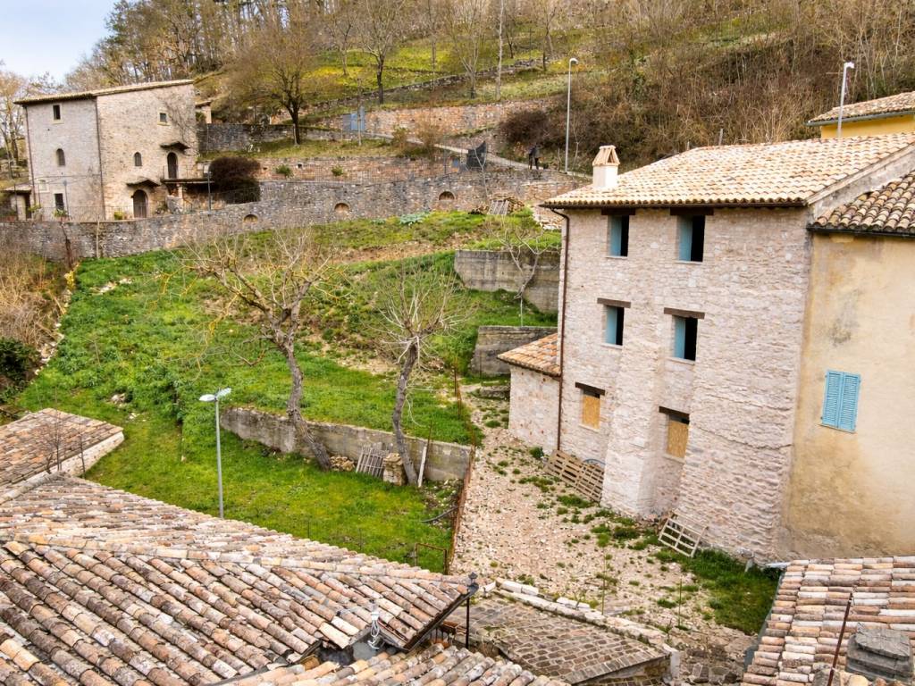 Casa indipendente a Foligno in Via del Castello - Foto 4