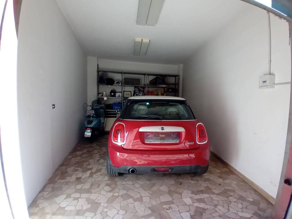 Box / garage a Bologna in Via della Braina - Foto 2