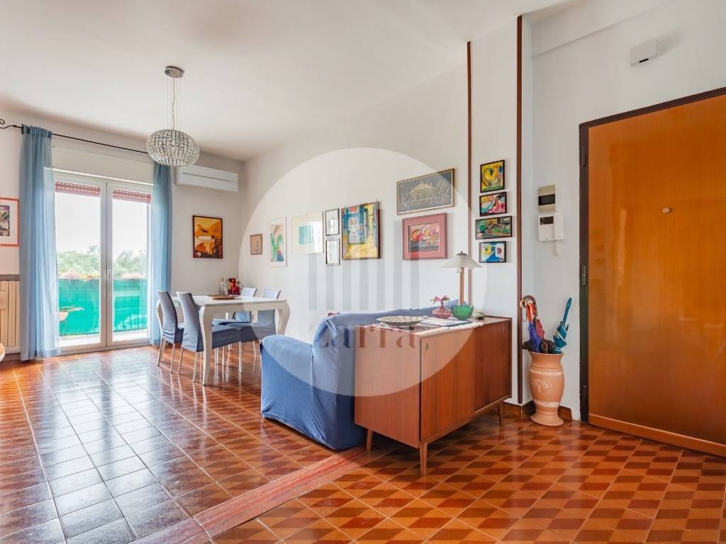 Appartamento a Modugno in Via Salvo D'Acquisto, 14 - Foto 4