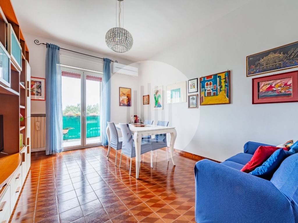 Appartamento a Modugno in Via Salvo D'Acquisto, 14 - Foto 5