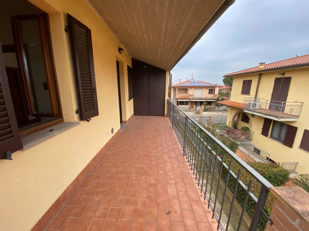 Appartamento a Castiglione del lago in Via dei Donatori - Foto 4