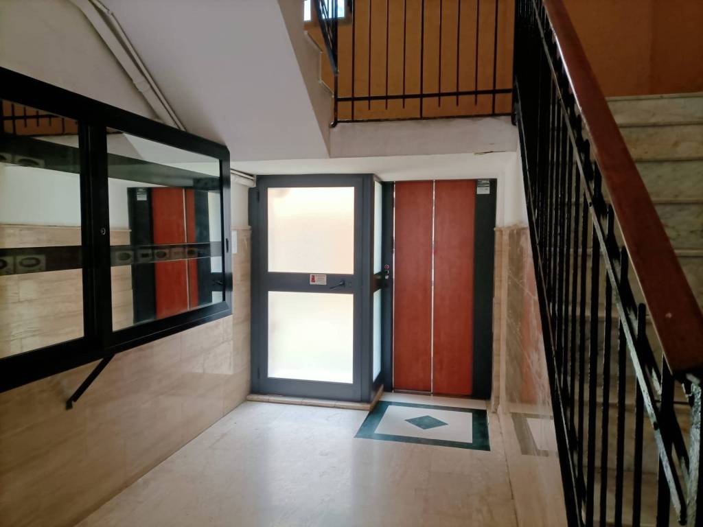 Appartamento a Taranto in Via Toscana, 38 - Foto 2