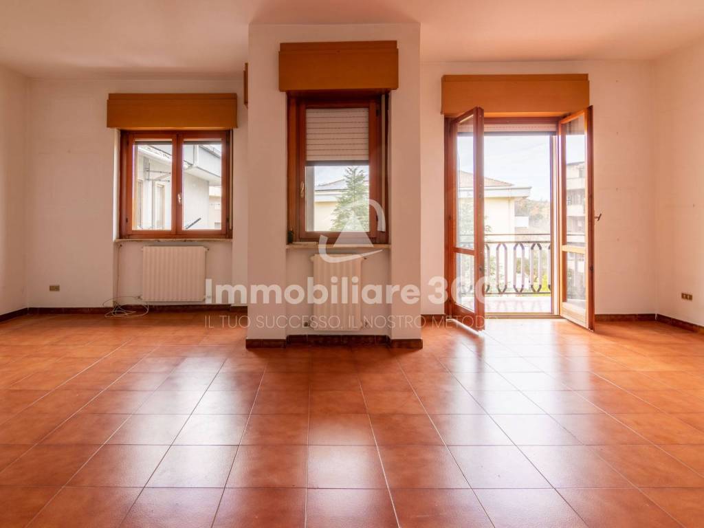 Appartamento a Castrolibero in Via Leonardo da Vinci - Foto 3