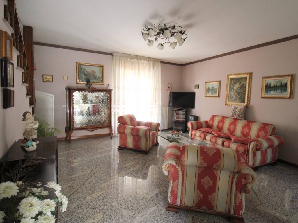 Villetta a schiera a Lumezzane in Via Villaggio Gobbi - Foto 5