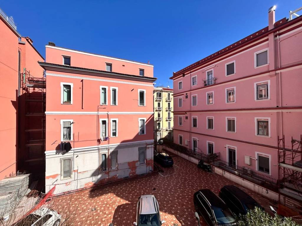 Appartamento a Salerno in Via Arce, 47 - Foto 2