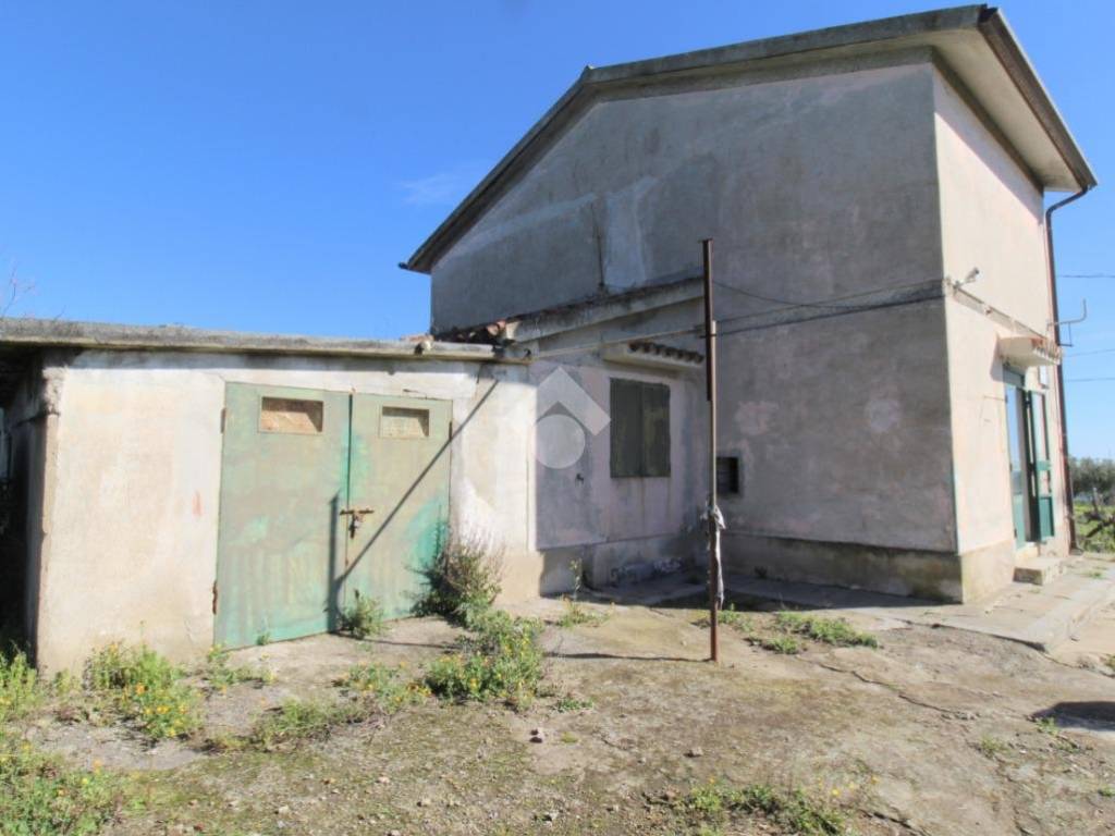 Casa indipendente a Isola di capo rizzuto in Via Efesto, 13 - Foto 2