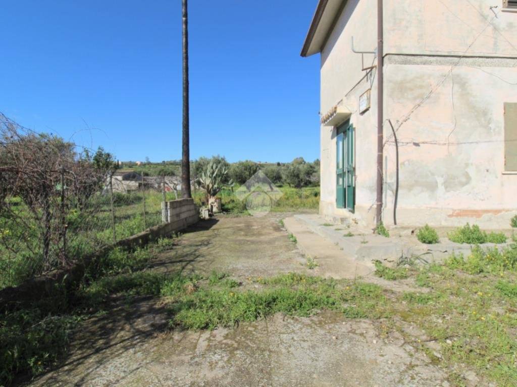 Casa indipendente a Isola di capo rizzuto in Via Efesto, 13 - Foto 5