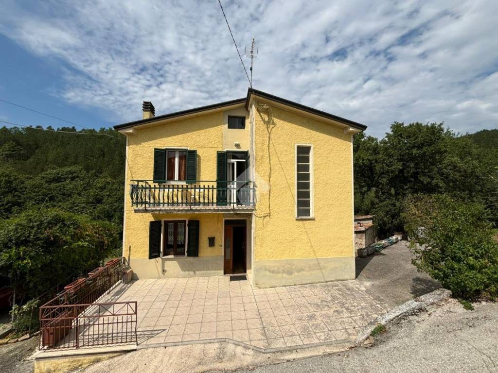 Casa indipendente a Gualdo tadino in VIA DEL BIANCHELLO - Foto 3