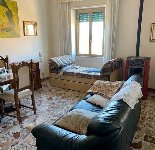 Appartamento a Allumiere in Via Dante Alighieri - Foto 2