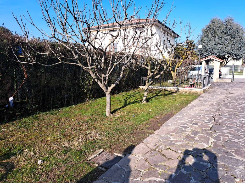 Villa a Ghisalba in Via Giovanni Pascoli, 5 - Foto 5