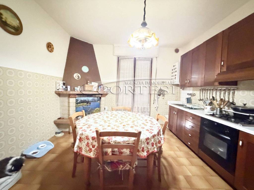 Appartamento a Città di castello in via banfi, 16 - Foto 4