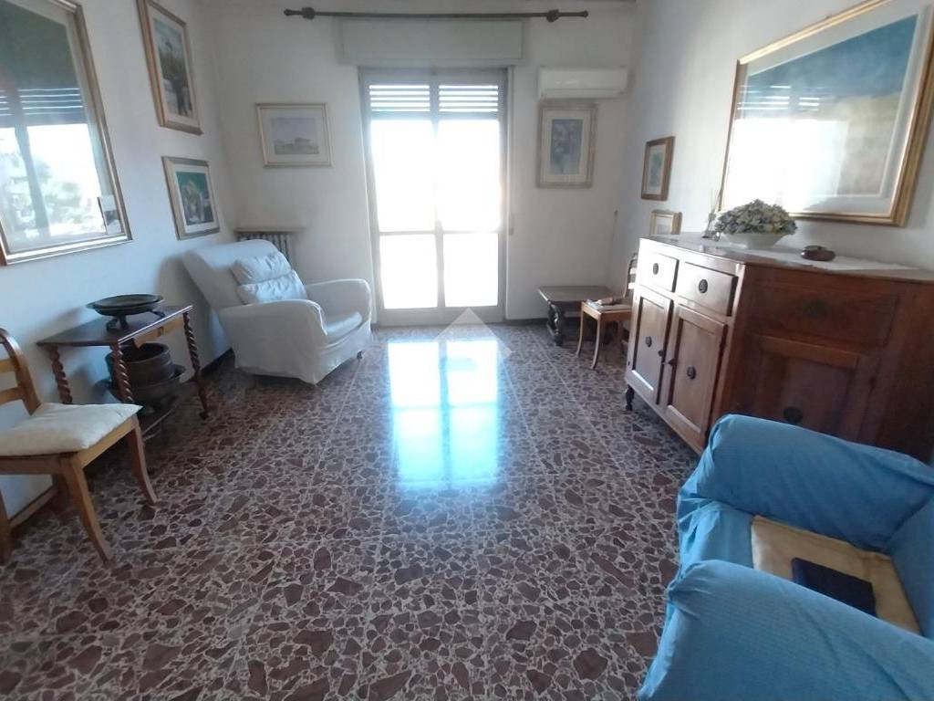 Appartamento a Verona in Via baracca, 1 - Foto 2