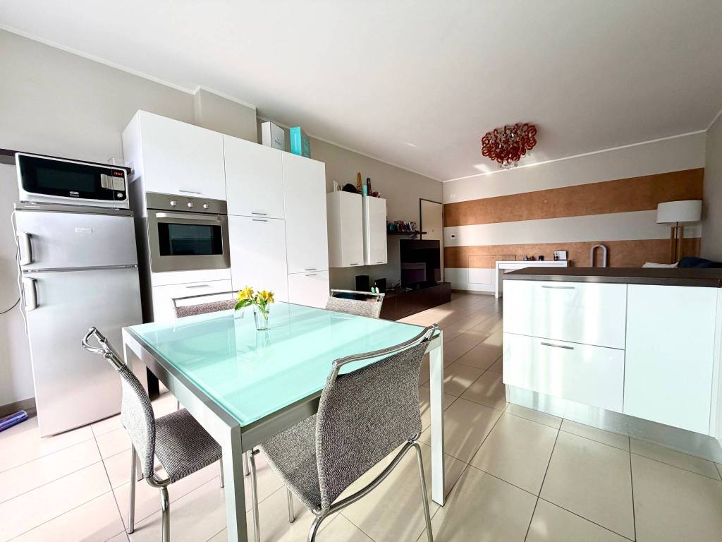 Appartamento a Alba in Piazza Michele Ferrero - Foto 3