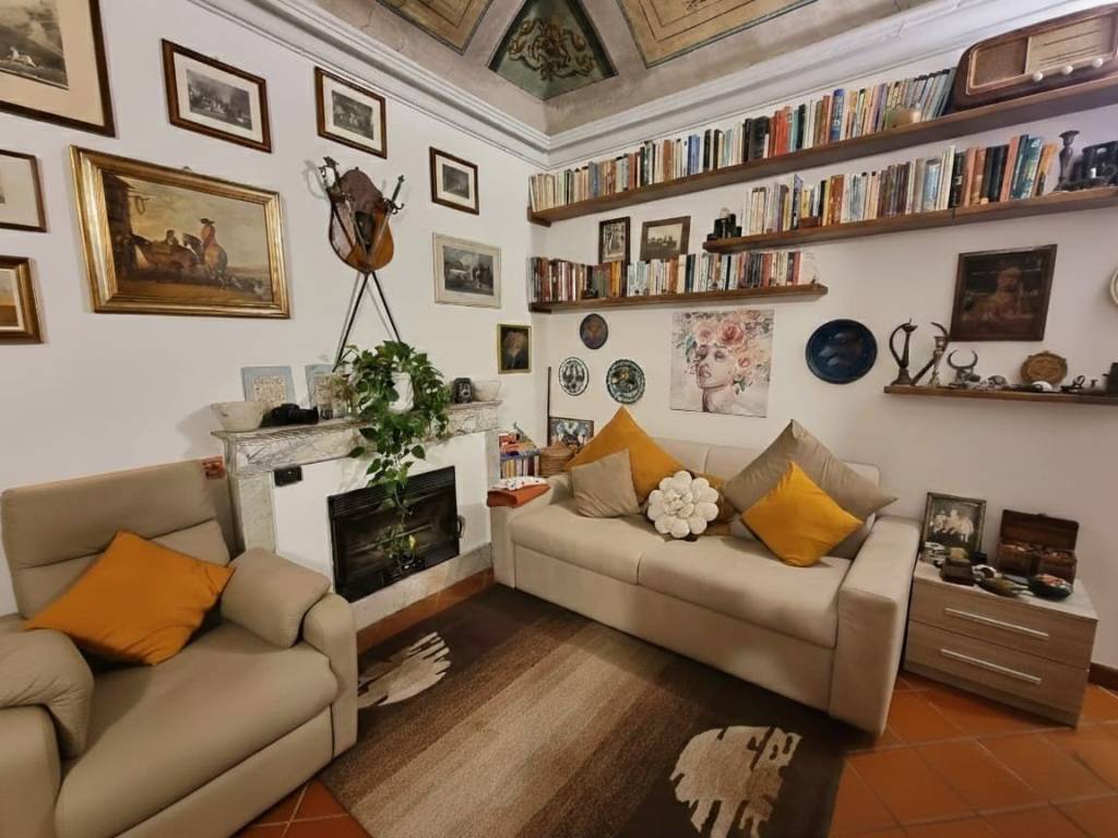 Casa indipendente a Fosdinovo in Via Modesto Lichene - Foto 5