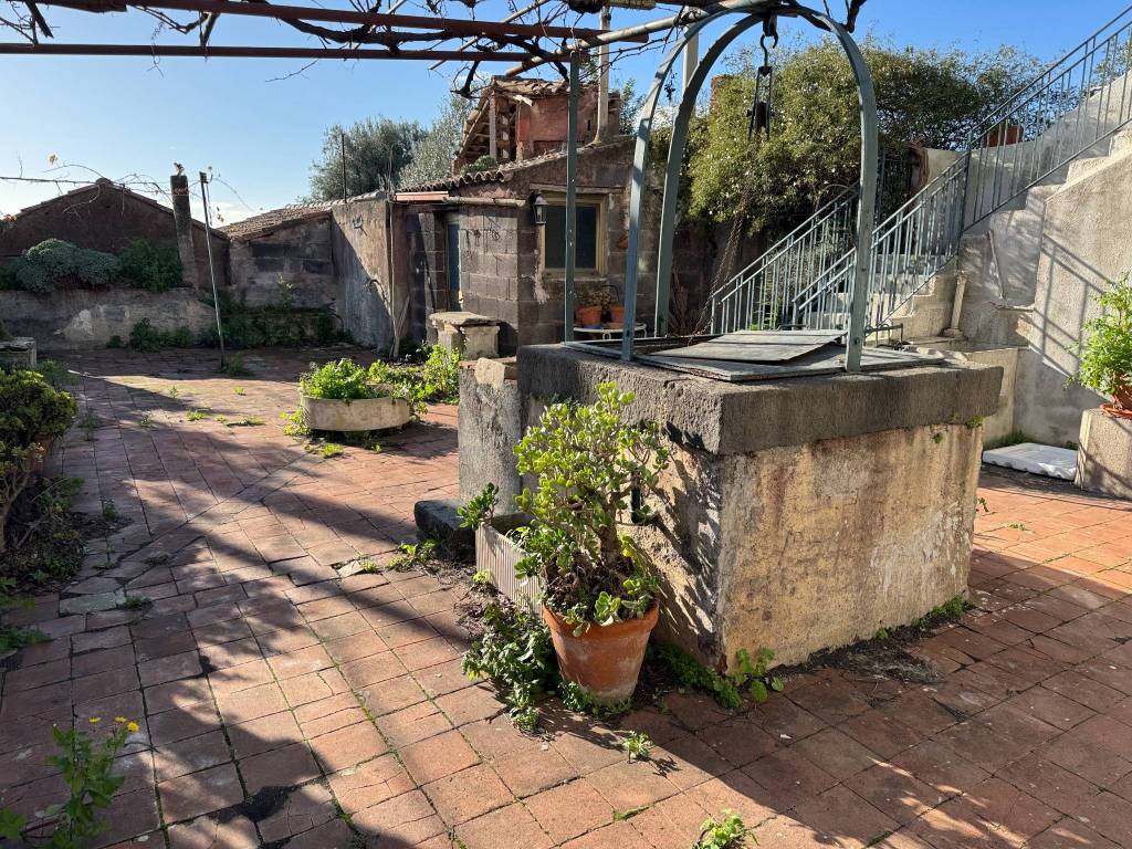 Villa a Aci castello in Via Nazionale - Foto 3