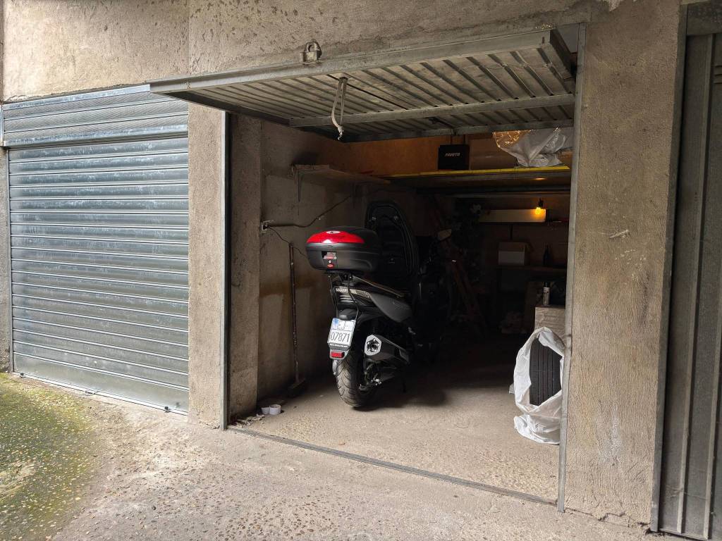 Box / garage a Rivoli in Viale Carrù, 5 - Foto 2