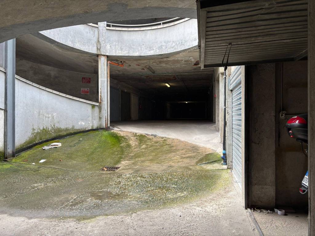 Box / garage a Rivoli in Viale Carrù, 5 - Foto 4