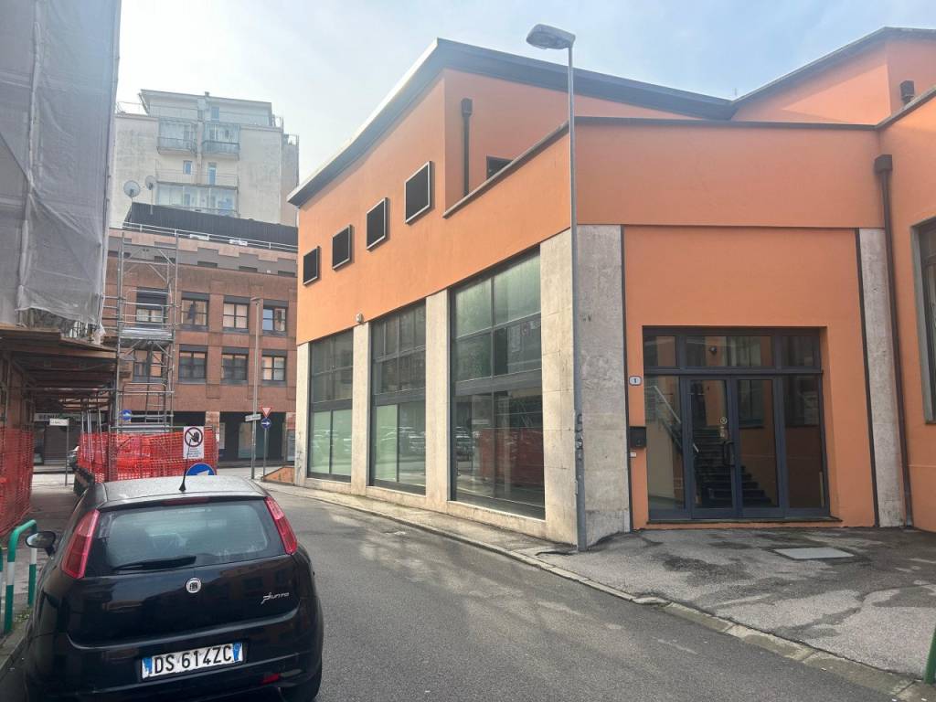 Immobile a Padova in Via Tommaseo angolo via Farini - Foto 3