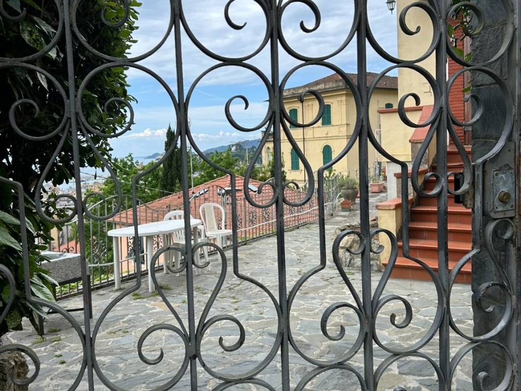 Appartamento a Rapallo in Via Aschieri, 37 - Foto 3