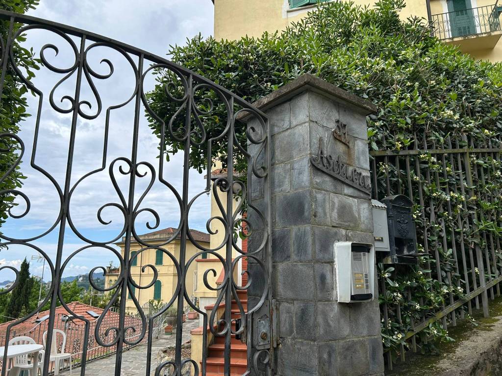 Appartamento a Rapallo in Via Aschieri, 37 - Foto 4