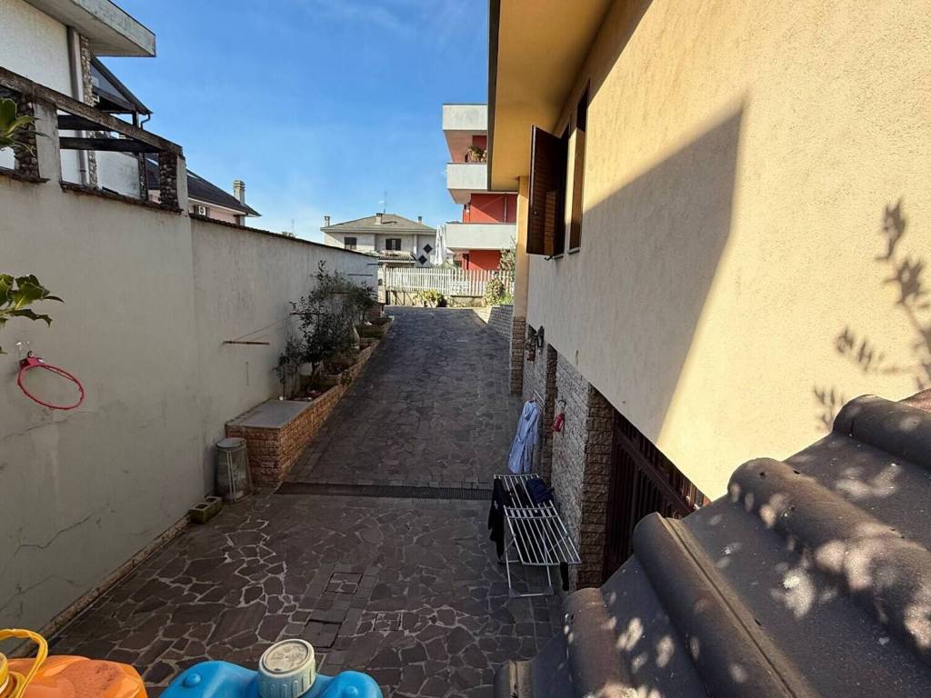 Villa a Lainate in Vicolo Mincio - Foto 5