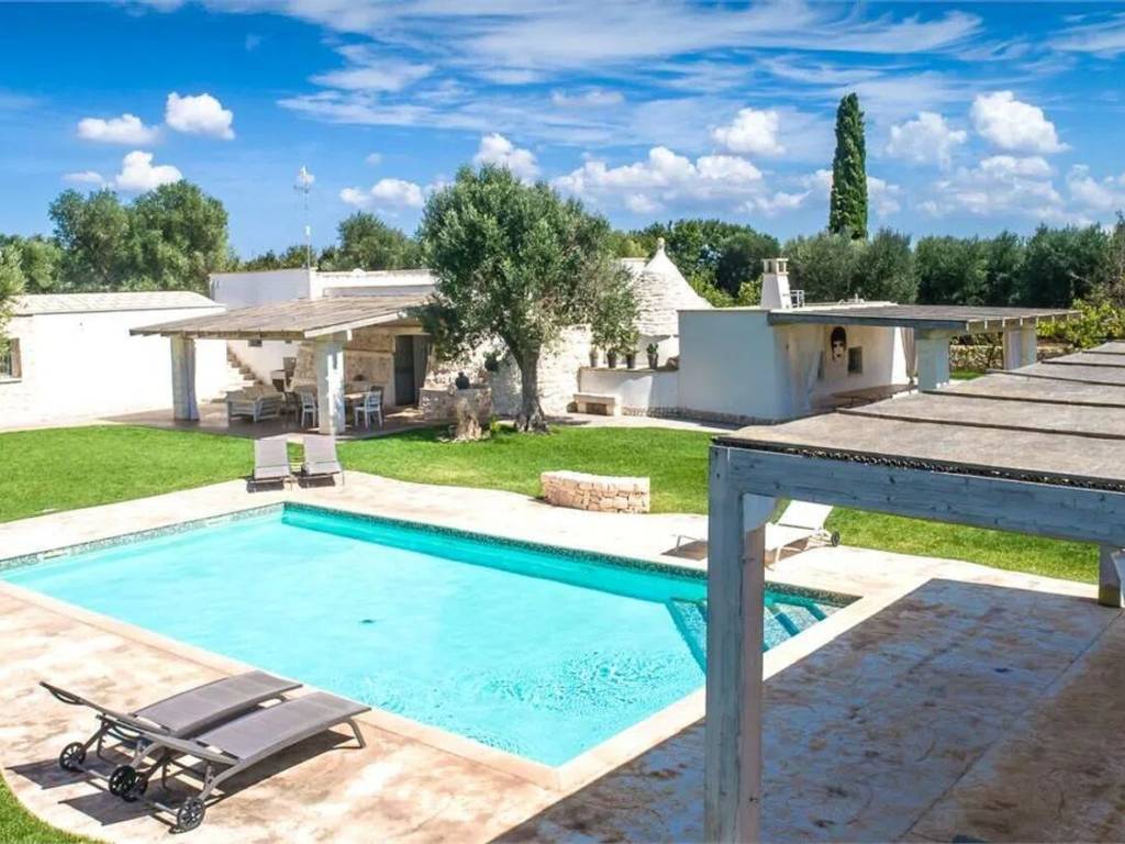 Villa a Ceglie messapica in Strada Senza Nome - Foto 2