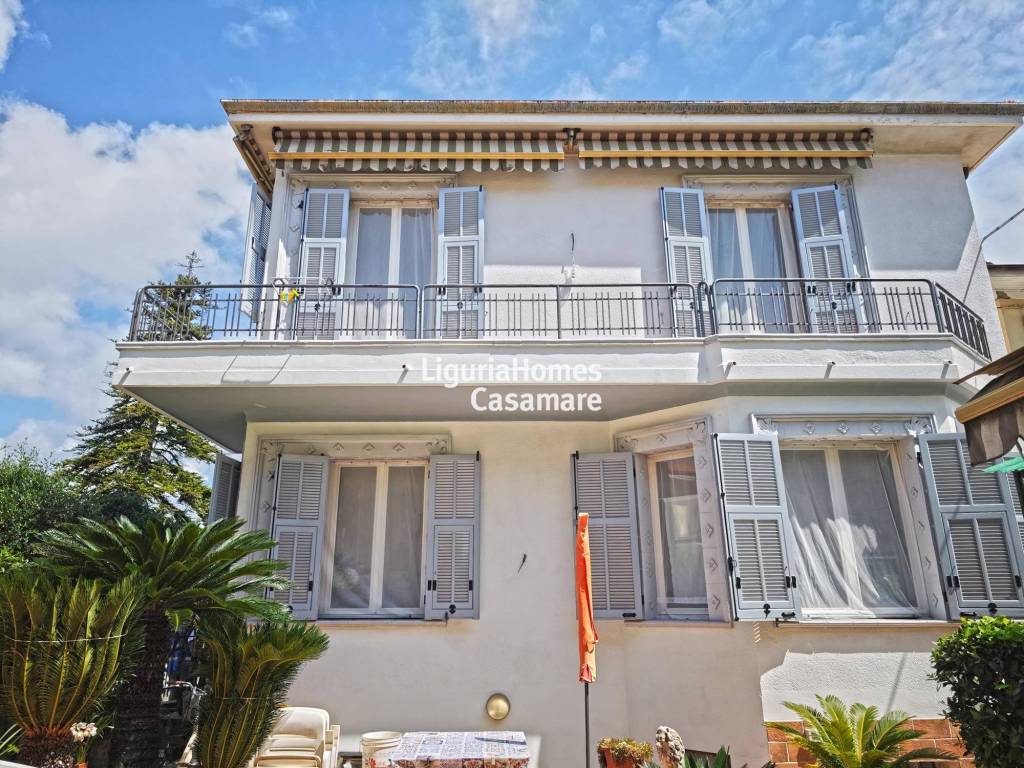 Villa a Bordighera in Via Lagazzi - Foto 2