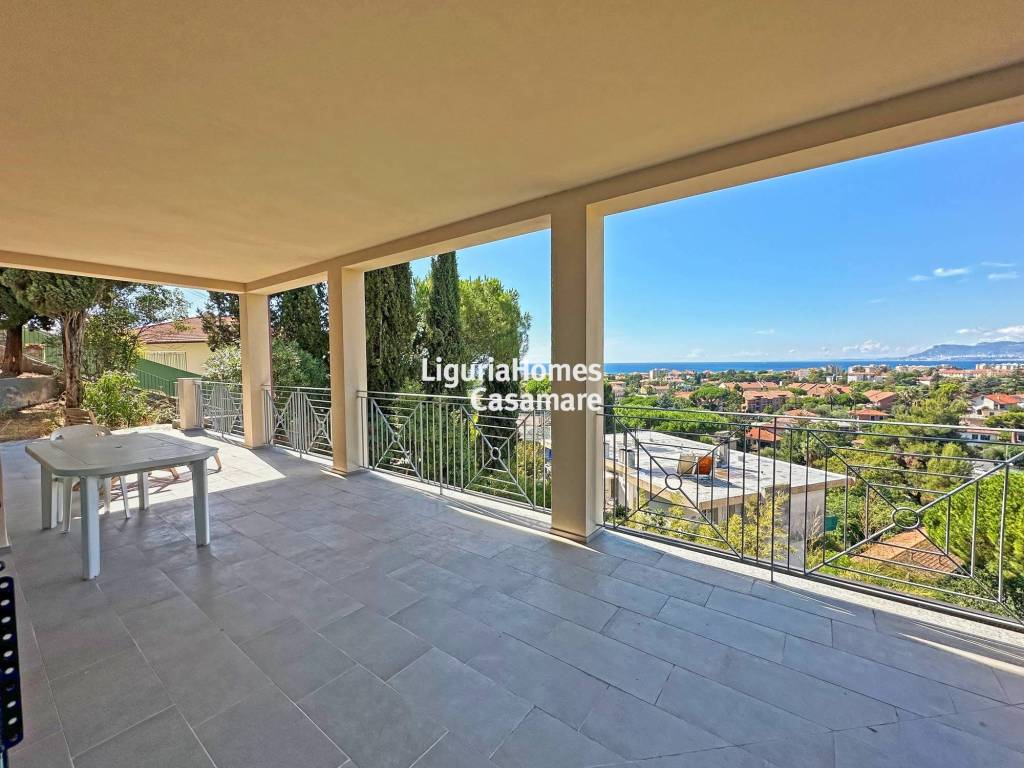 Villa a Bordighera in Via Coggiola, 21 - Foto 2