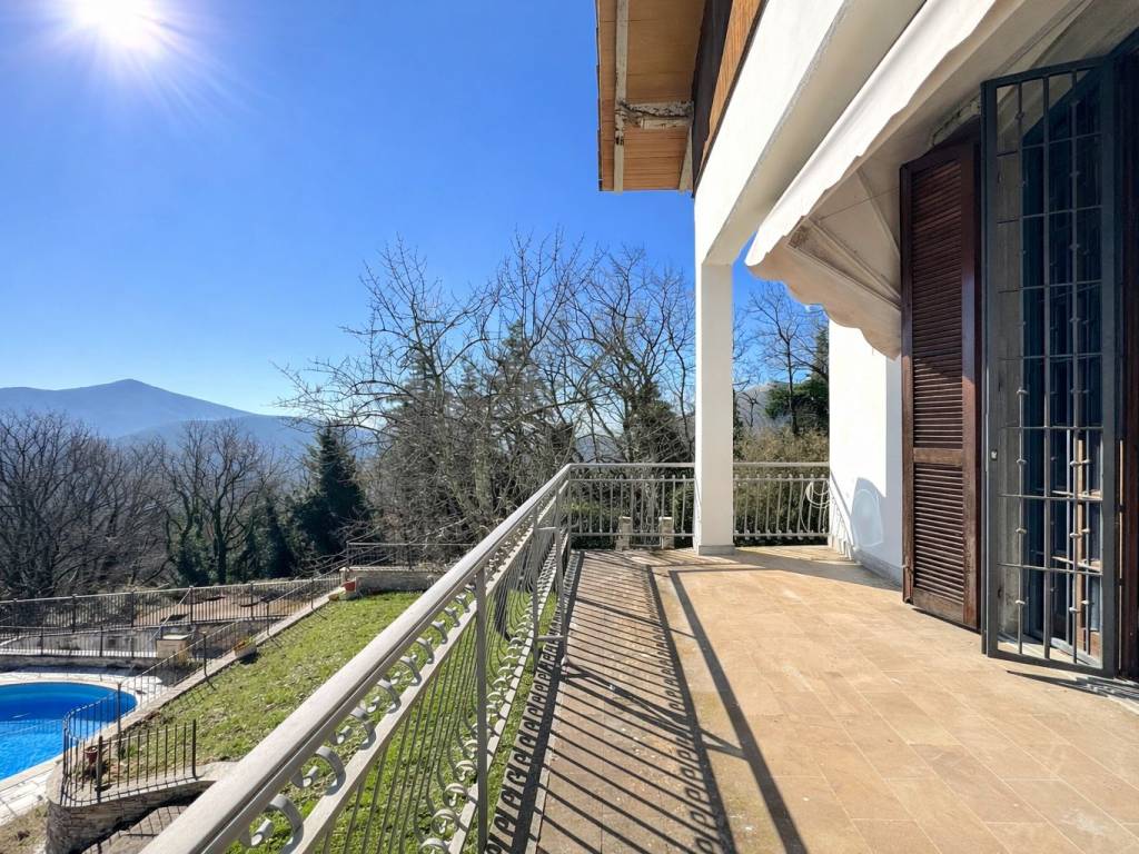 Villa a Calenzano in Via della Muriccia - Foto 2