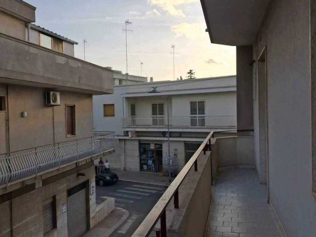 Appartamento a Noicattaro in Via Crocecchia - Foto 3