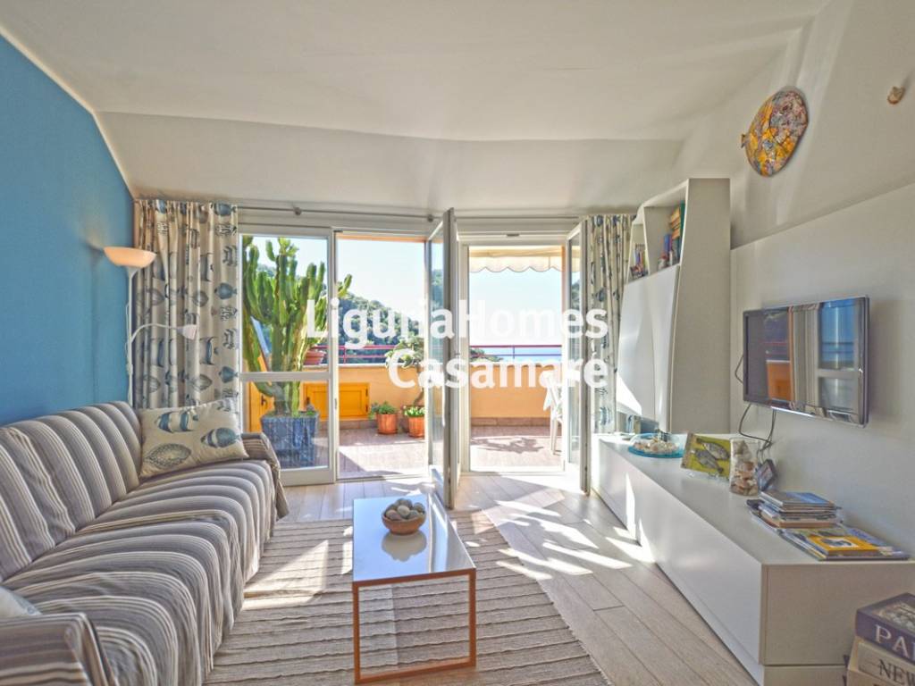 Attico / mansarda a Vallecrosia in Via Bellavista - Foto 3