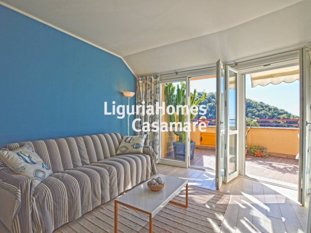 Attico / mansarda a Vallecrosia in Via Bellavista - Foto 4