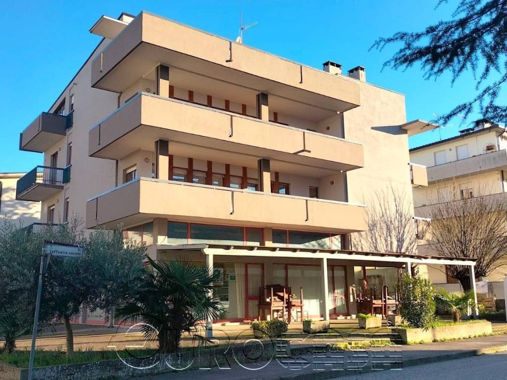 Appartamento a Umbertide in Via Raffaello Sanzio - Foto 3