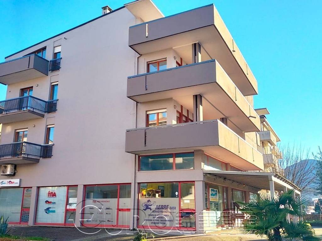 Appartamento a Umbertide in Via Raffaello Sanzio - Foto 4