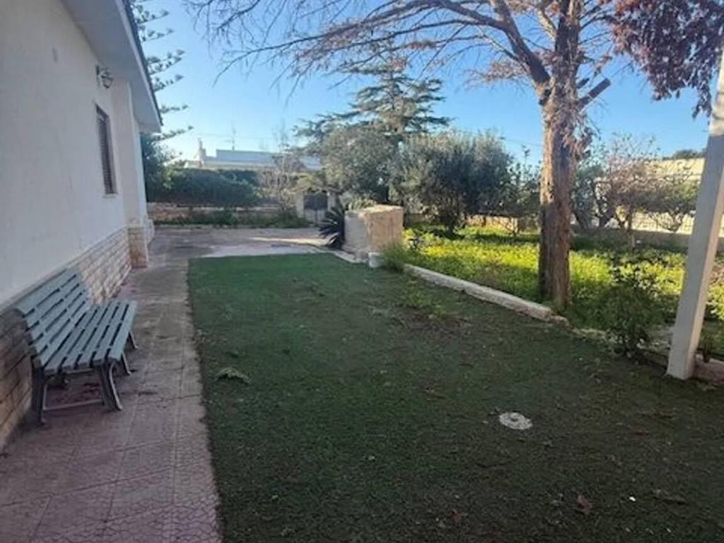 Villa a Bari in Strada San Giorgio No Number - Foto 2
