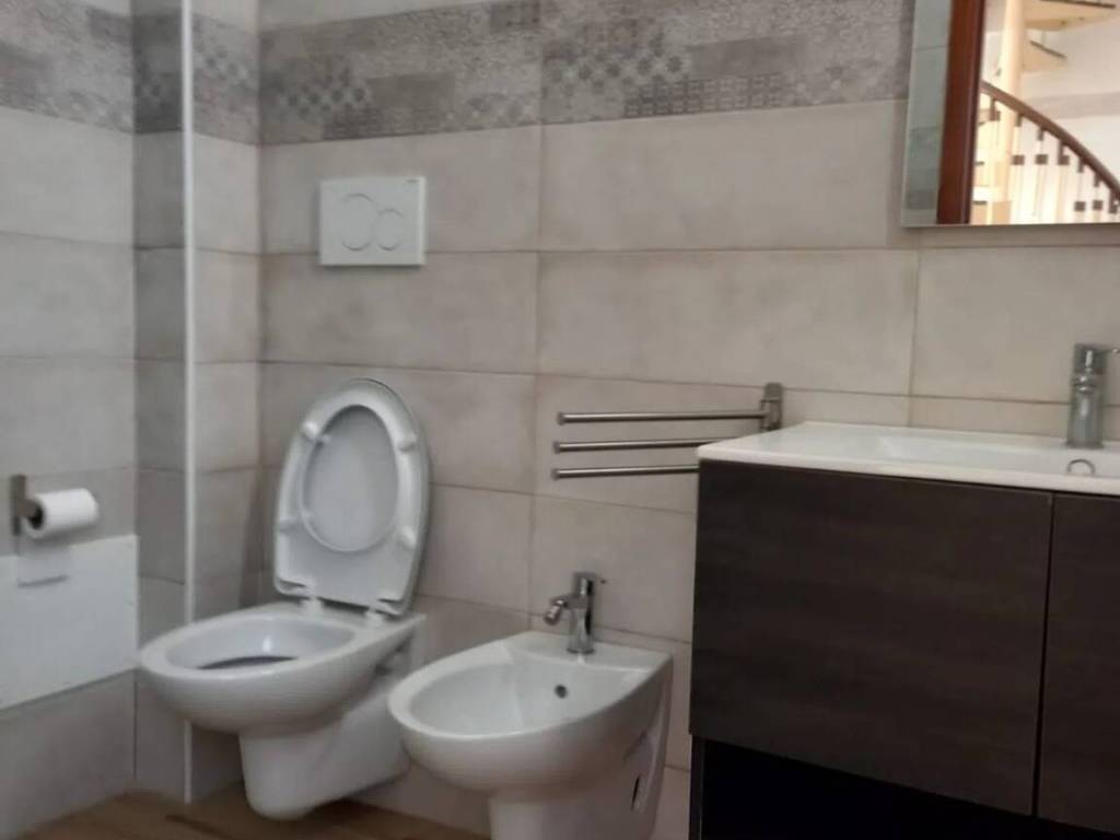 Appartamento a Bari in Via Morelli E Silvati - Foto 4