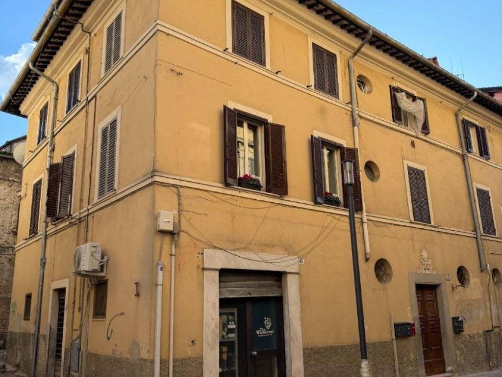 Appartamento a Rieti in Via Terenzio Varrone, 43 - Foto 2