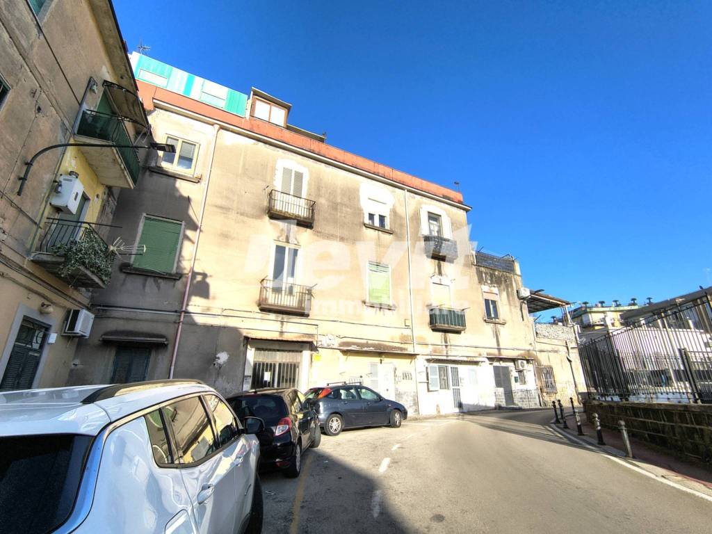 Appartamento a Portici in Via Caportano - Foto 2