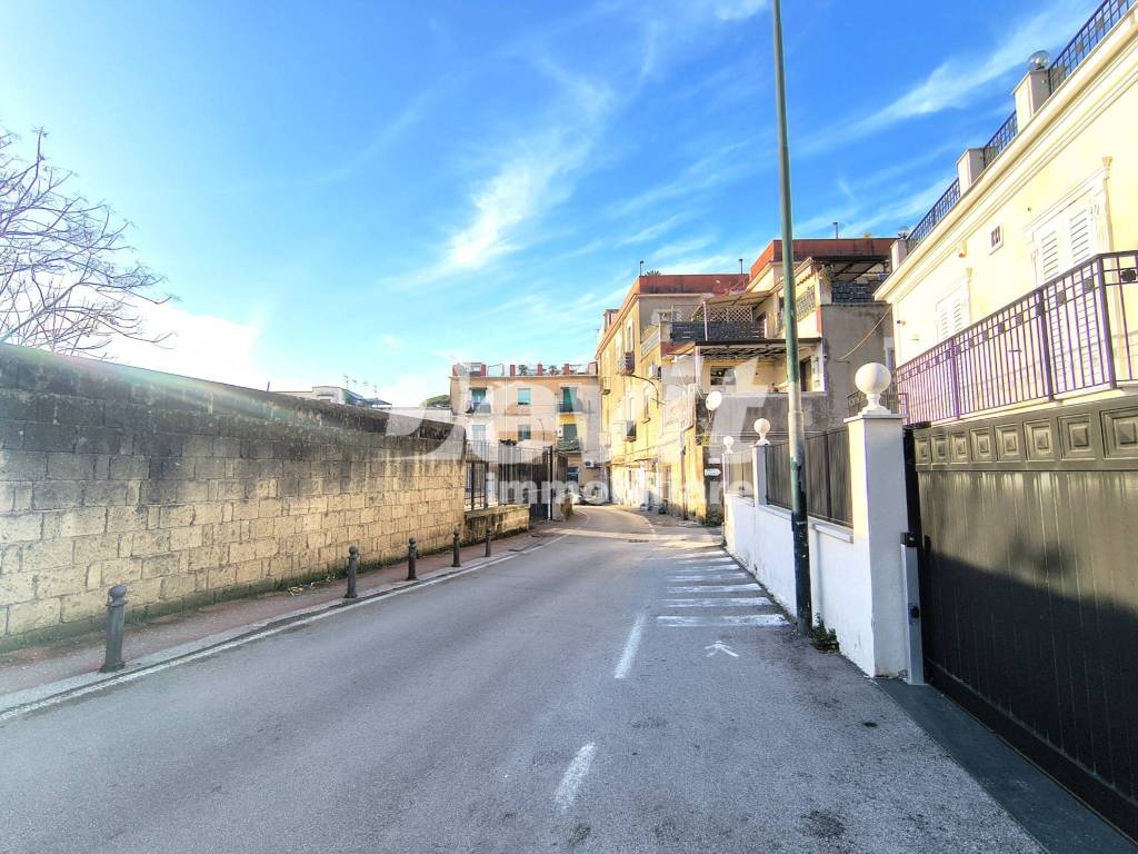 Appartamento a Portici in Via Caportano - Foto 4