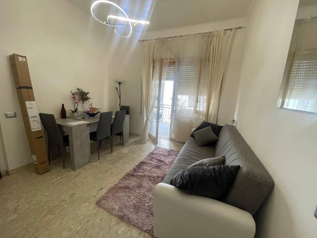 Appartamento a Pomezia in Via Cincinnato - Foto 4